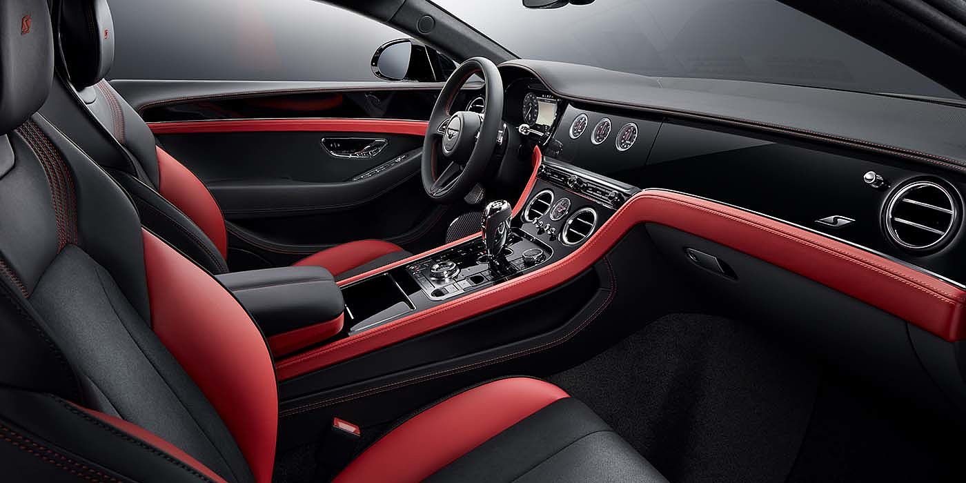 Bentley Santo Domingo Bentley Continental GT S coupe front interior in Beluga black and Hotspur red hide with high gloss Carbon Fibre veneer